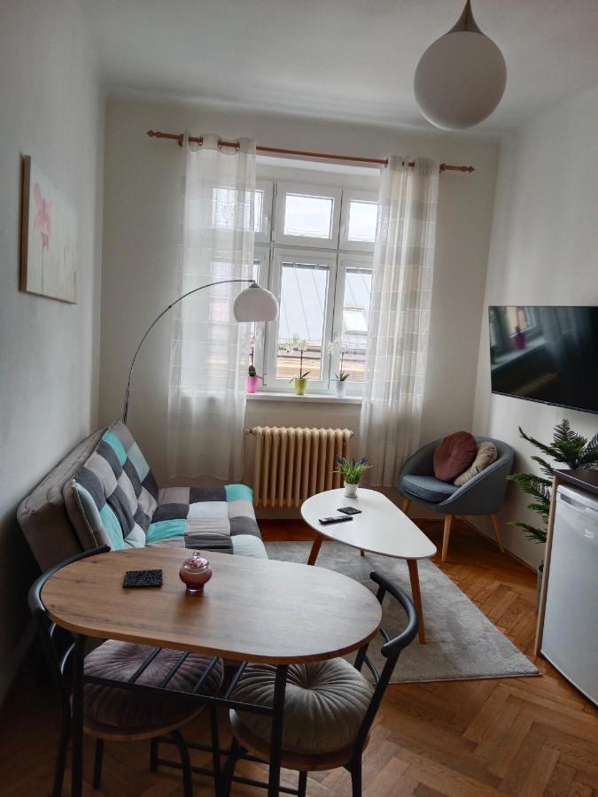 Apartman Prazska Jablonec nad Nisou Exterior foto